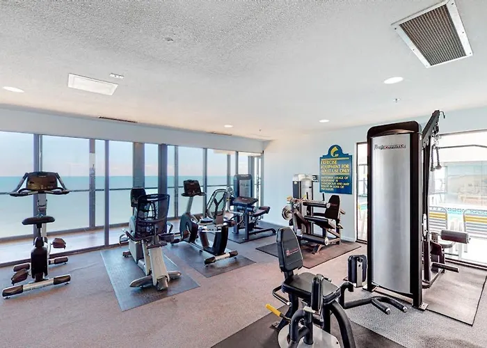 Holiday home Classic Beachfront With Private Balcony Views Pools Tennis & New Hvac *