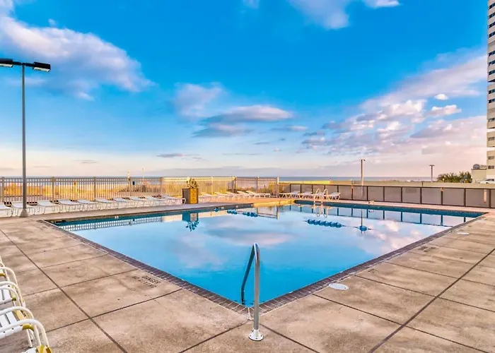 Holiday home Classic Beachfront With Private Balcony Views Pools Tennis & New Hvac Ocean City
